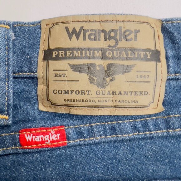 Wrangler Mens Jeans Relaxed Fit Flex Light Wash Denim 36X32 NWT - Picture 9 of 11